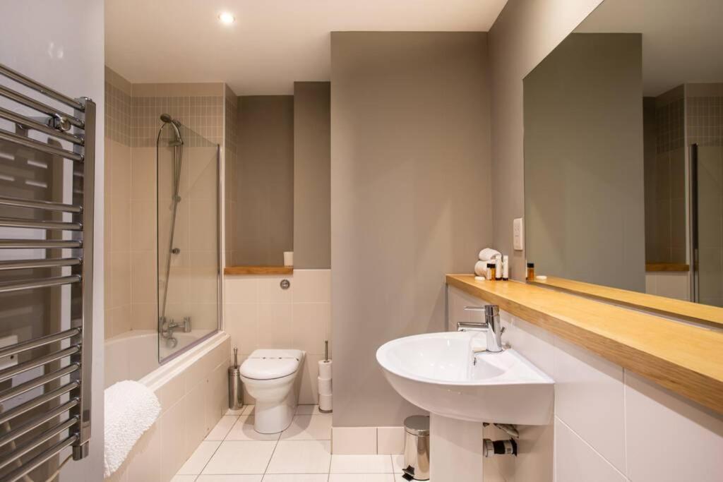 Titanic & City Views, Ultra Luxury City Parking Belfast Extérieur photo