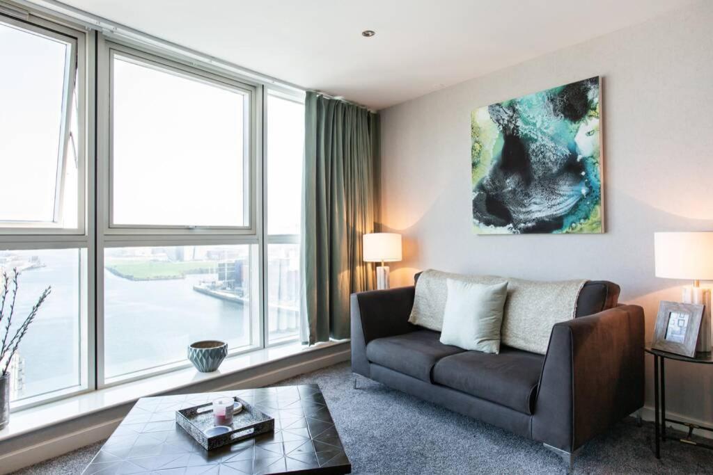 Titanic & City Views, Ultra Luxury City Parking Belfast Extérieur photo